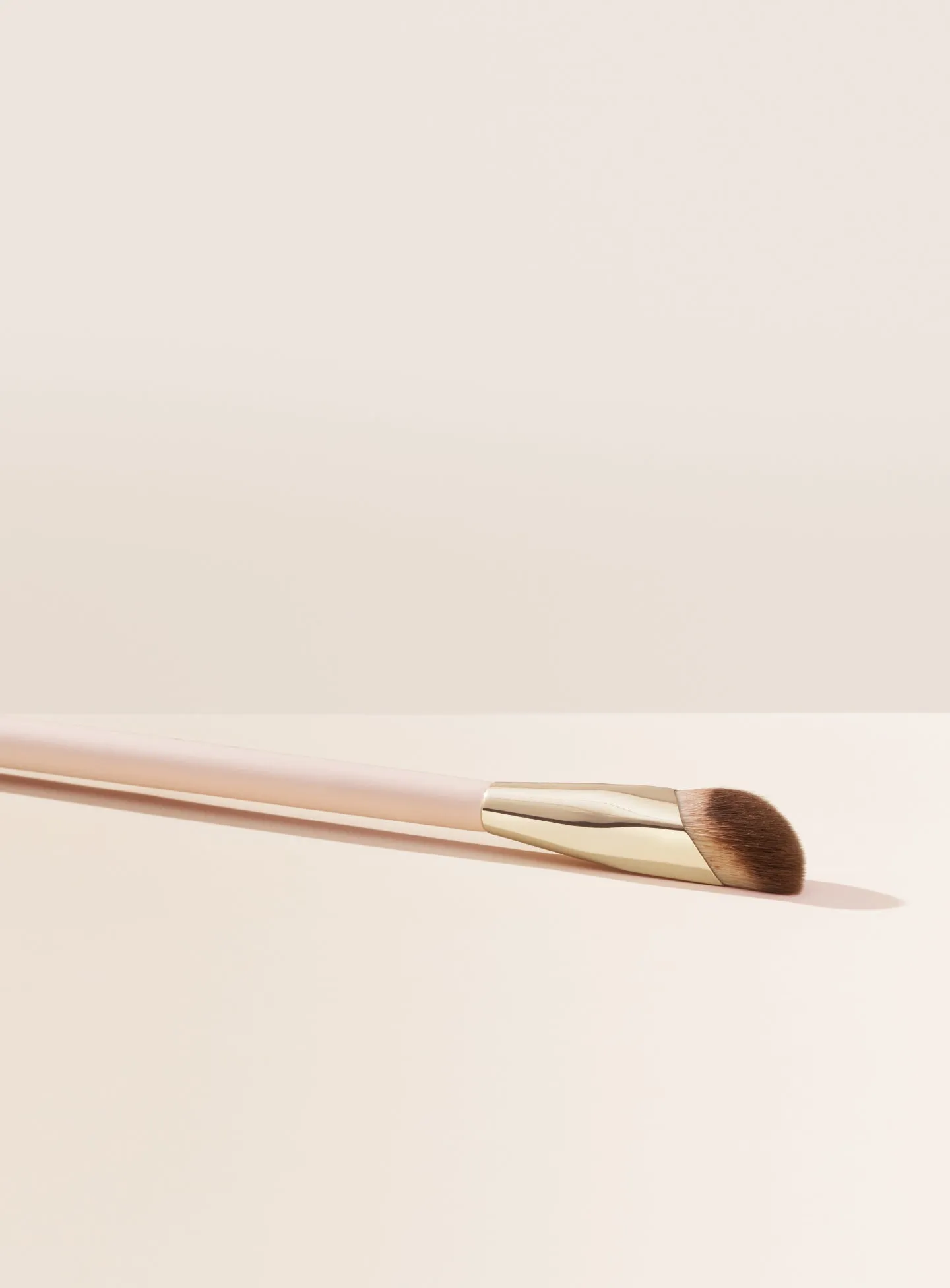 Liquid Touch Concealer Brush